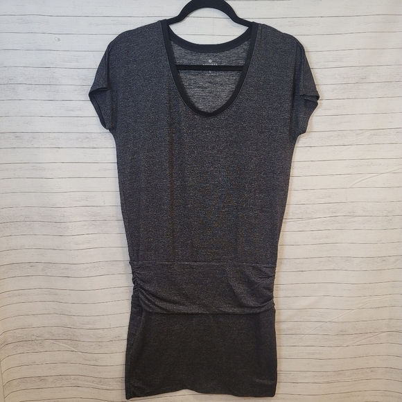 ATHLETA GRAY HIGH LOW DRESS, SZ  SMALL, CUTE & COMFY - Picture 4 of 5